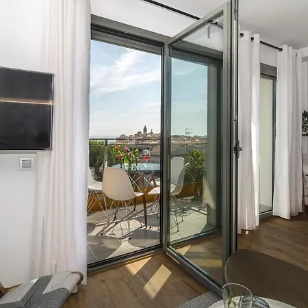 Апартаменты Spaces Sea View Oasis