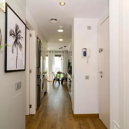 Апартаменти Spaces Sea View Oasis