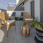 Spaces Sea View Oasis