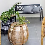 Appartement Spaces Sea View Oasis *