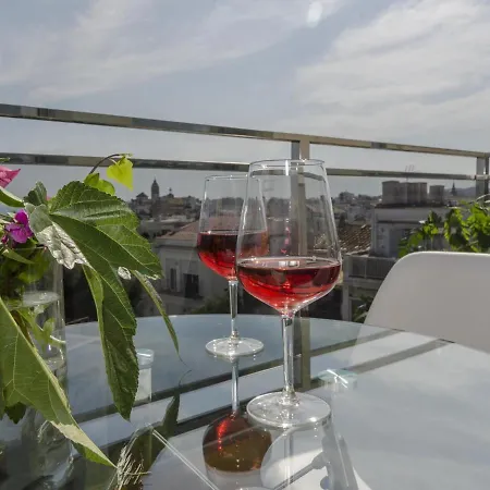 Apartment Spaces Sea View Oasis