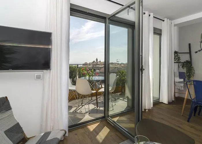 Spaces Sea View Oasis Daire