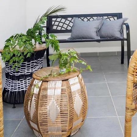 Διαμέρισμα Spaces Sea View Oasis *