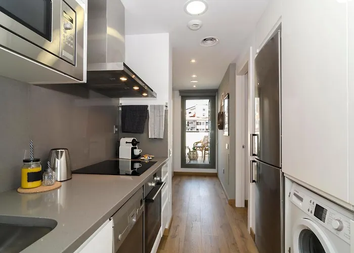 Spaces Sea View Oasis * 锡切斯